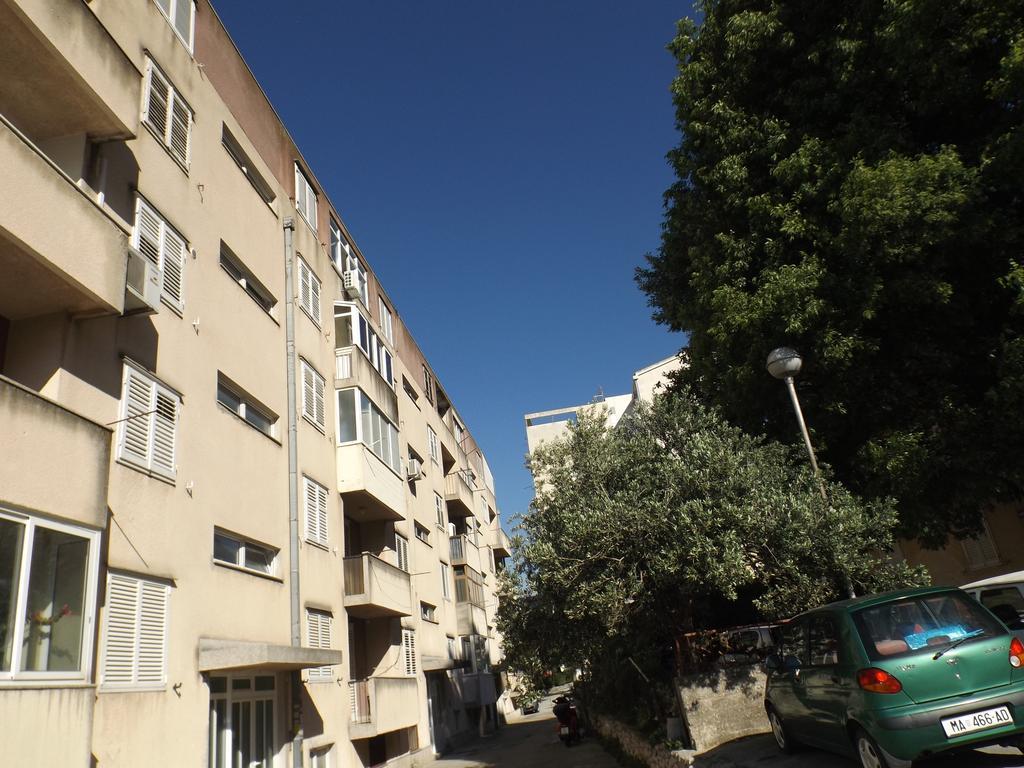 Apartment Lea Makarska Bagian luar foto