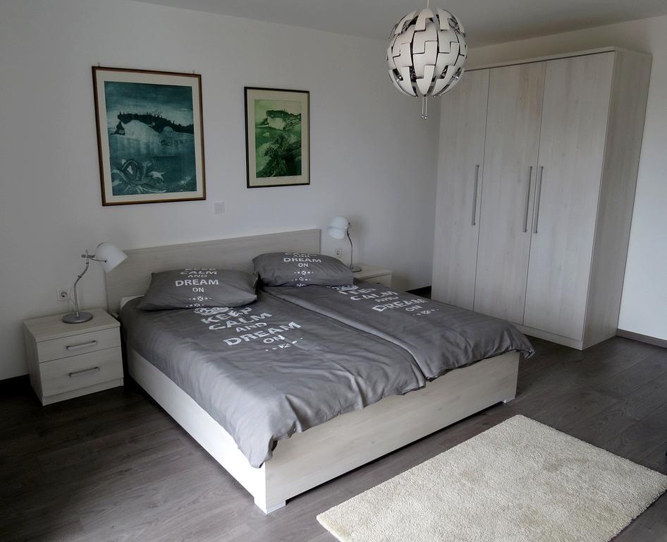 Apartment Lea Makarska Bagian luar foto